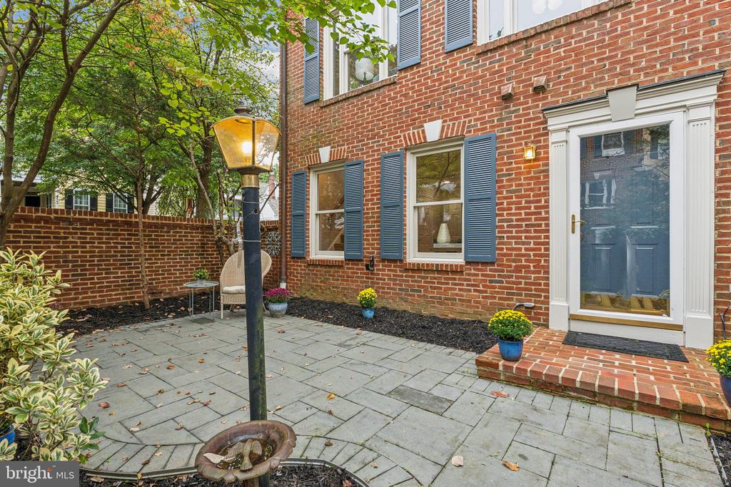 309 RIDGEPOINT PLACE