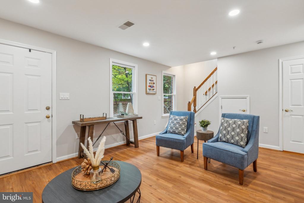 309 RIDGEPOINT PLACE