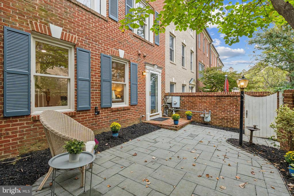 309 RIDGEPOINT PLACE