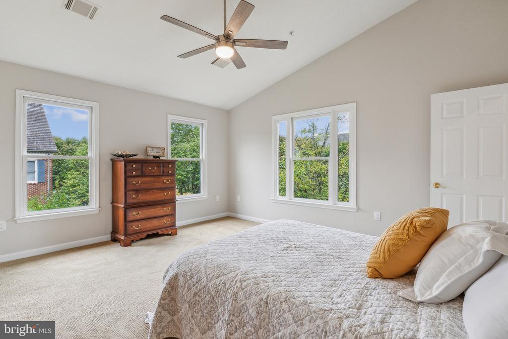 309 RIDGEPOINT PLACE