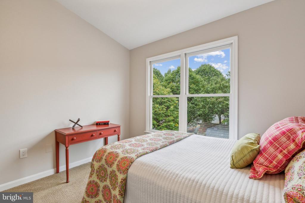 309 RIDGEPOINT PLACE