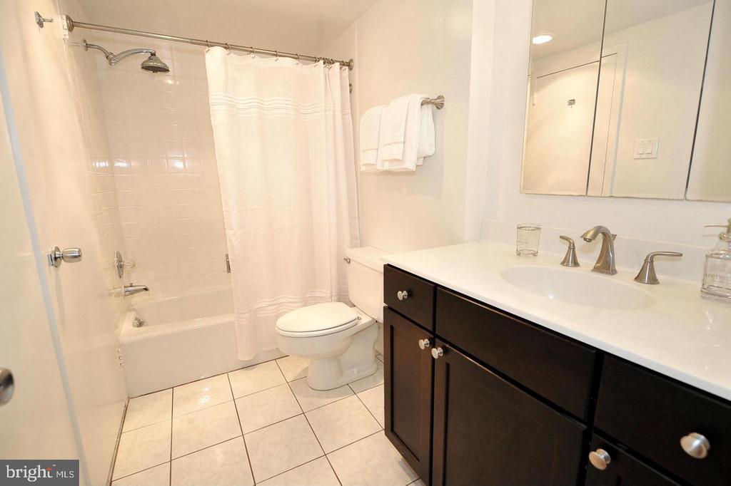 4515 WILLARD AVENUE Unit: 716S