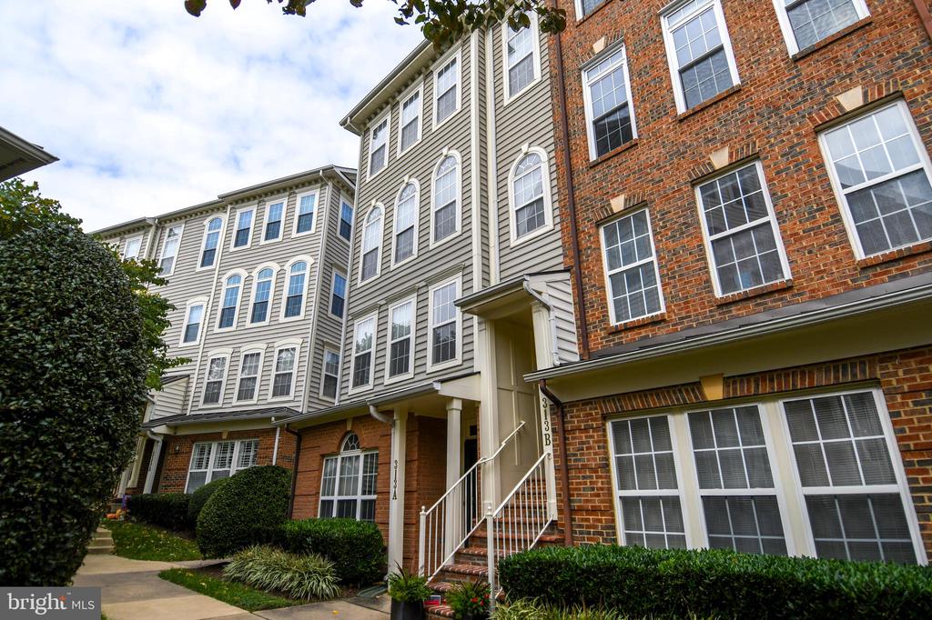 313 CROSS GREEN STREET Unit: A