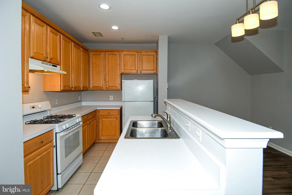 313 CROSS GREEN STREET Unit: A
