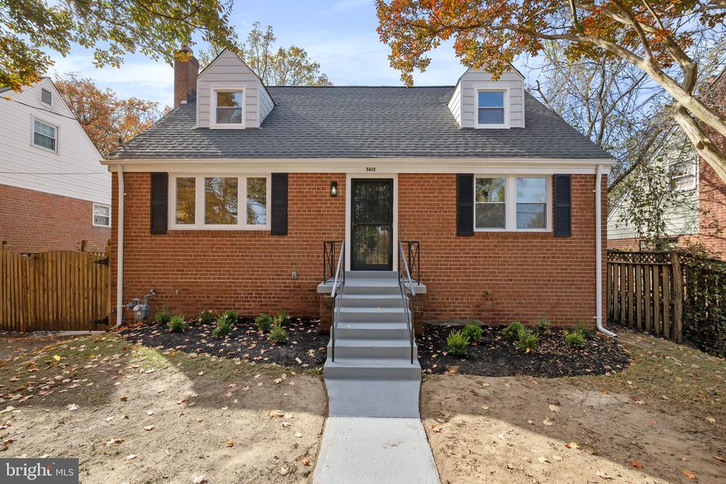 3612 JANET ROAD