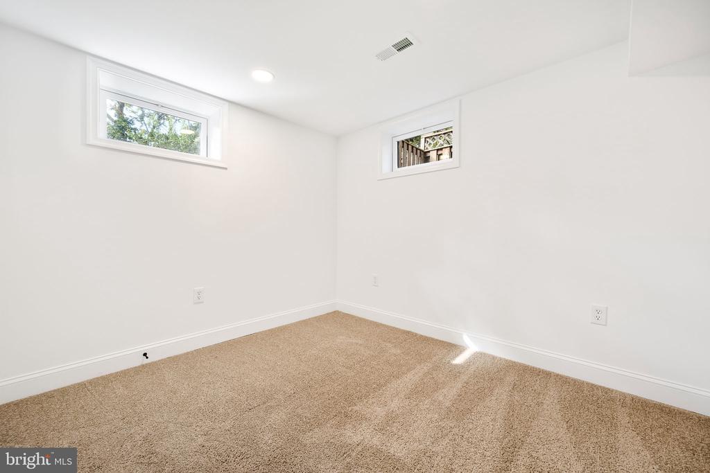 3612 JANET ROAD