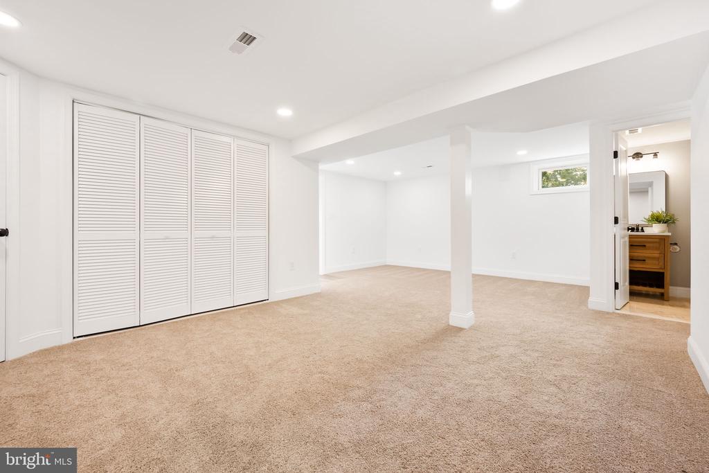 3612 JANET ROAD
