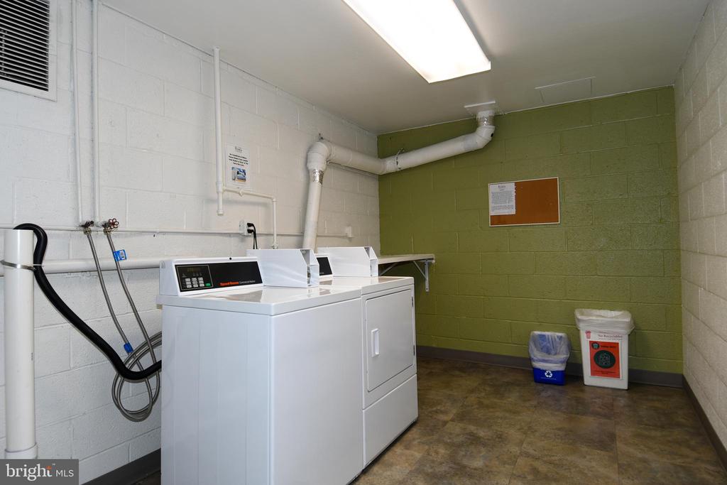 4242 E WEST HIGHWAY Unit: 609