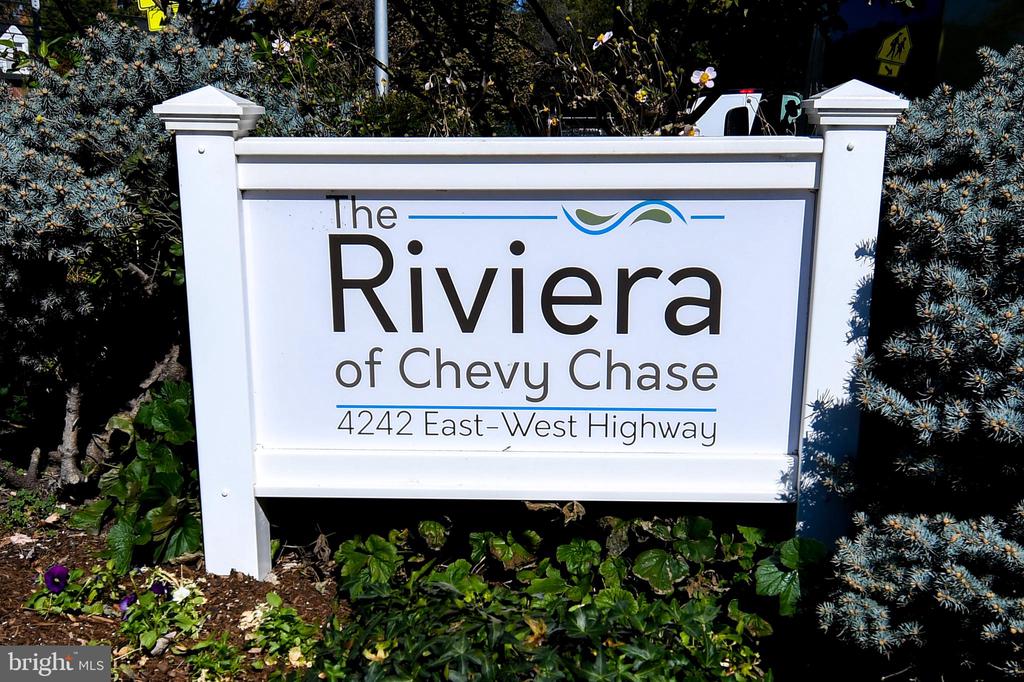 4242 E WEST HIGHWAY Unit: 609