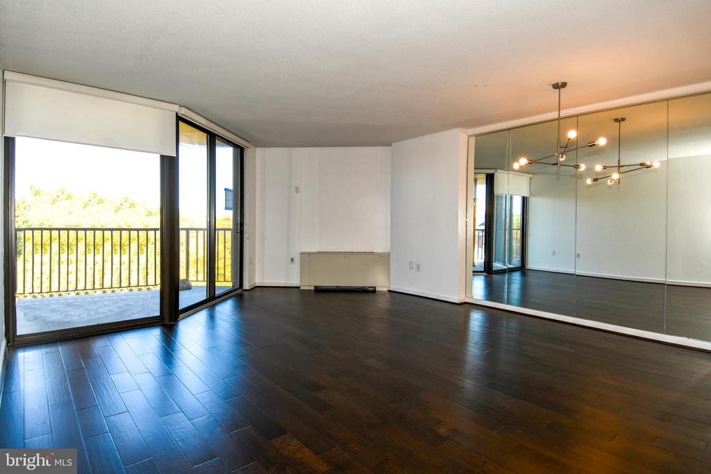 4242 E WEST HIGHWAY Unit: 609