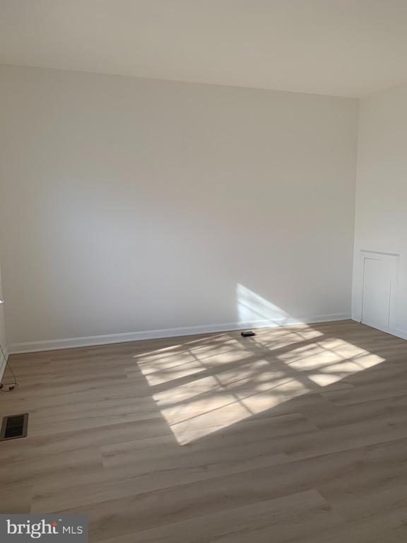 12019 BRONZEGATE PLACE Unit: 1