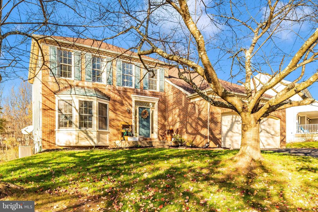143 AMBERLEIGH DRIVE
