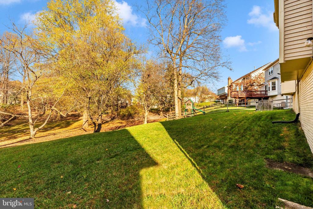 143 AMBERLEIGH DRIVE