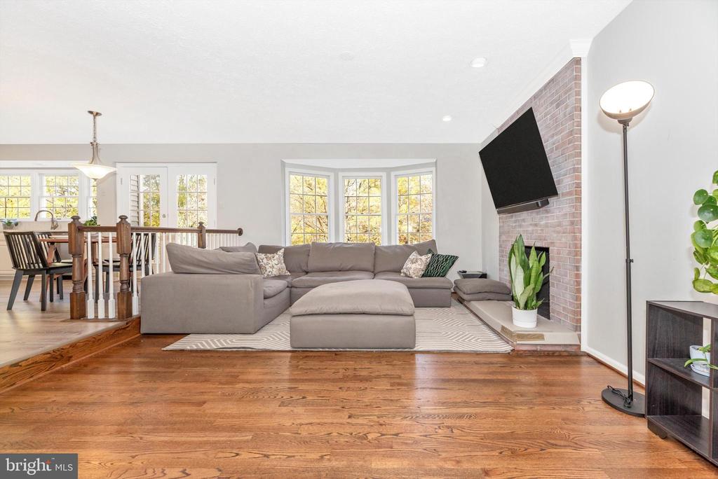 143 AMBERLEIGH DRIVE