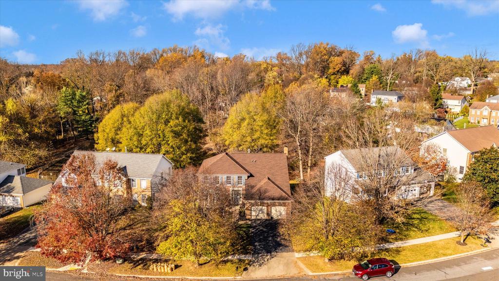 143 AMBERLEIGH DRIVE
