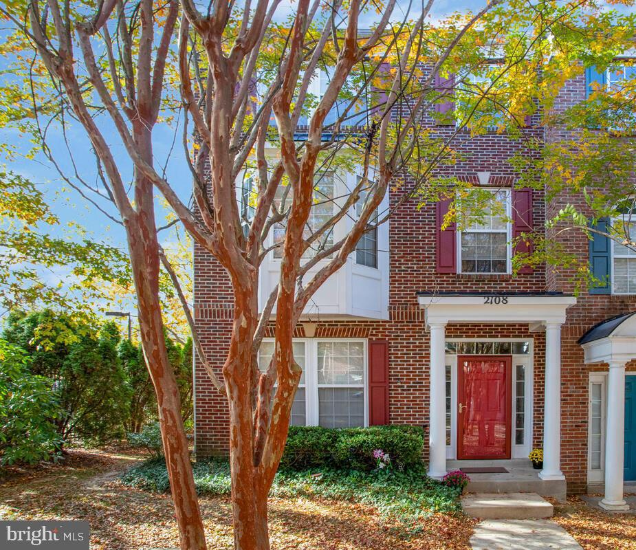 2108 DARCY GREEN PLACE