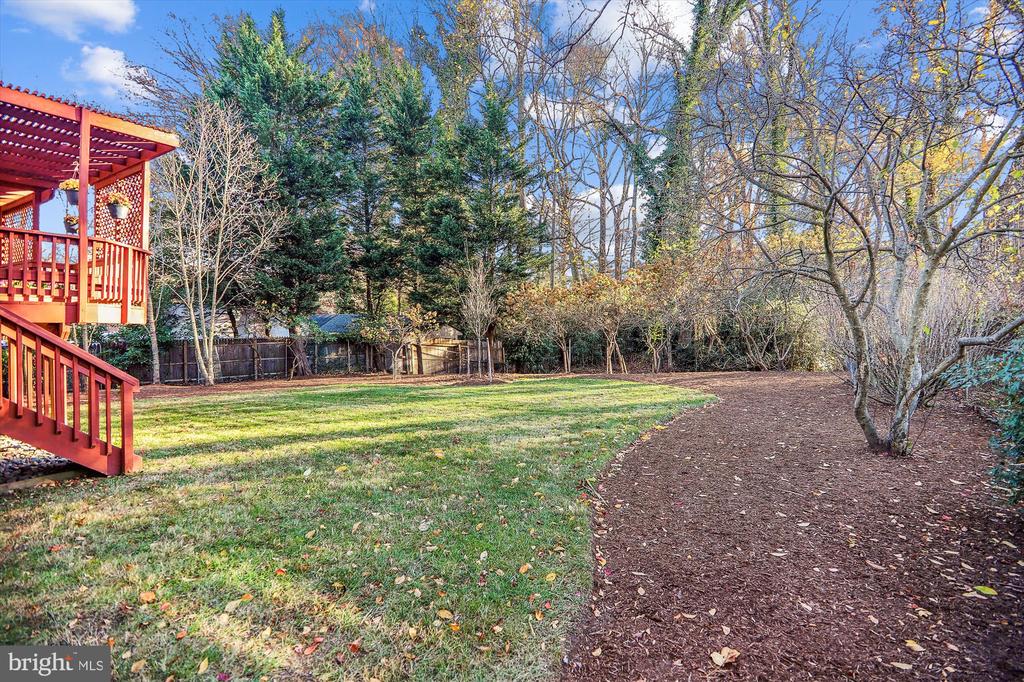 813 DOWNS DRIVE