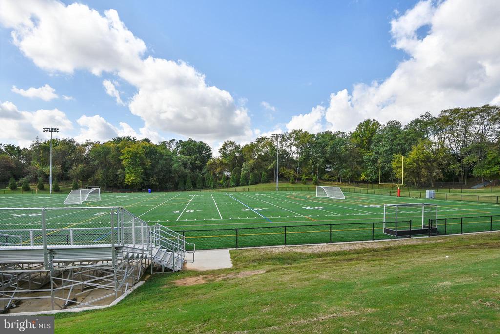 813 DOWNS DRIVE