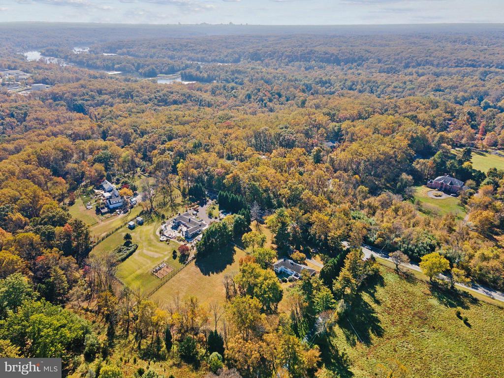 12727 RIVER ROAD
