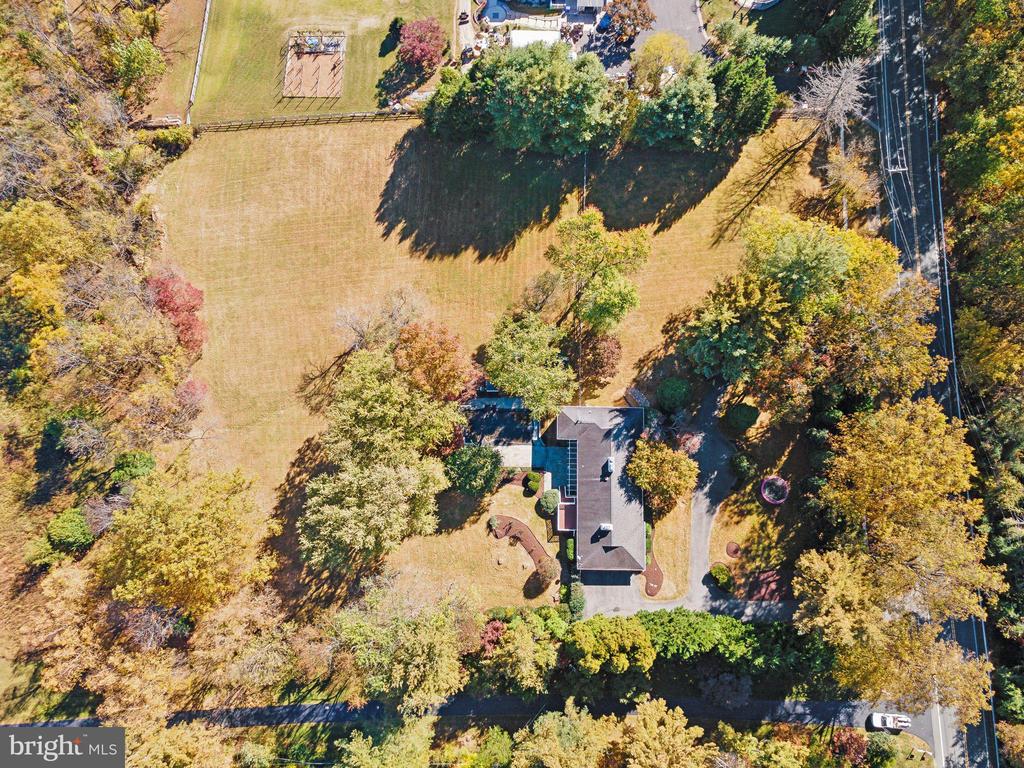 12727 RIVER ROAD