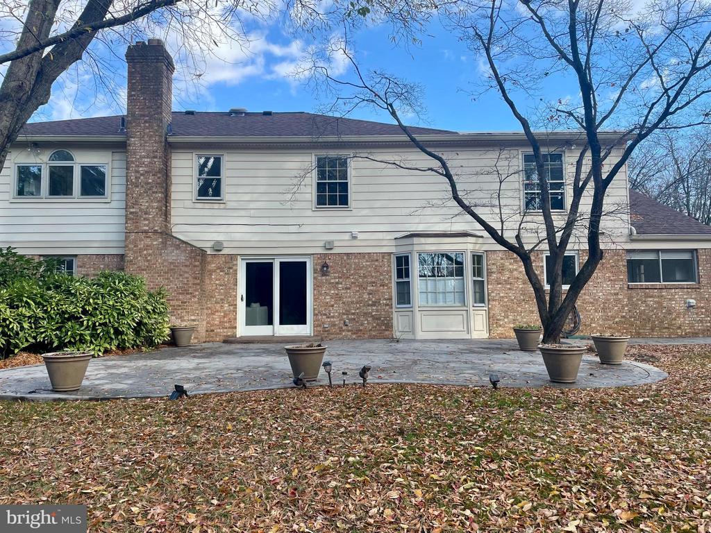 8708 WANDERING TRAIL DRIVE