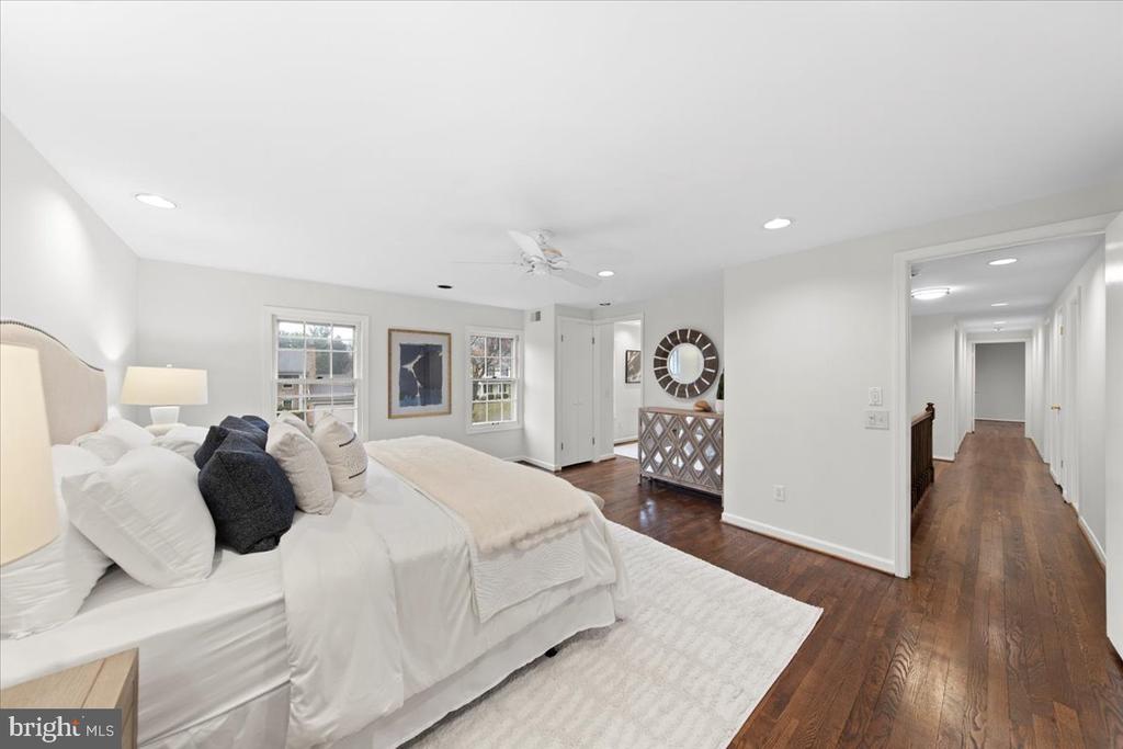 8708 WANDERING TRAIL DRIVE