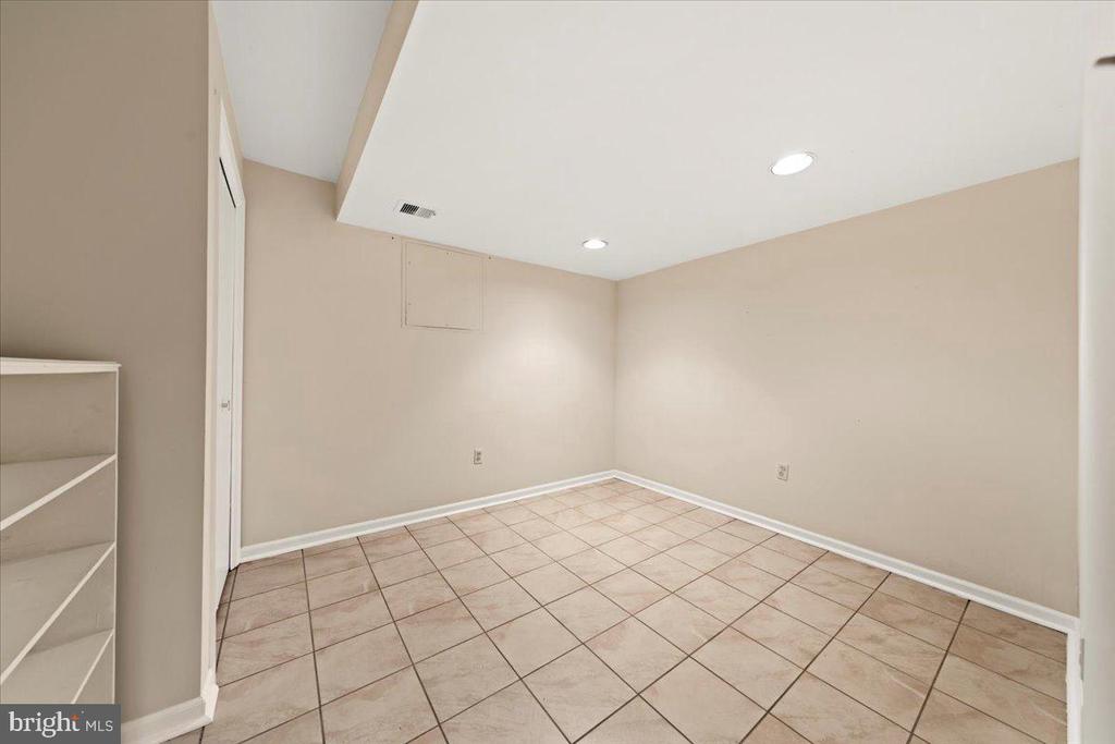 8708 WANDERING TRAIL DRIVE