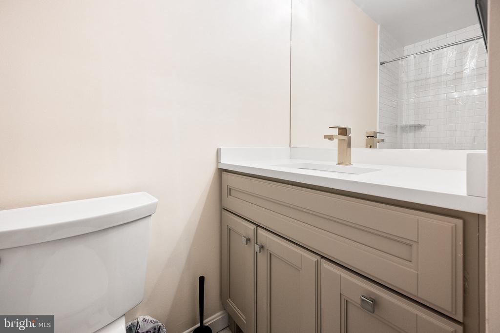 5143 DUDLEY LANE Unit: 45