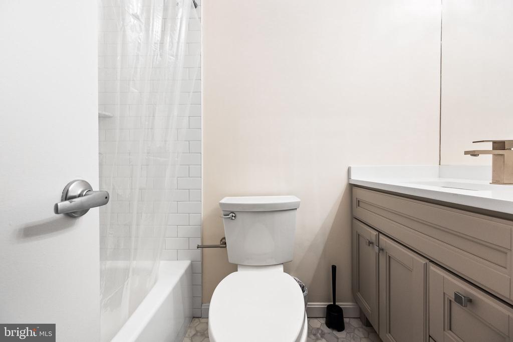 5143 DUDLEY LANE Unit: 45