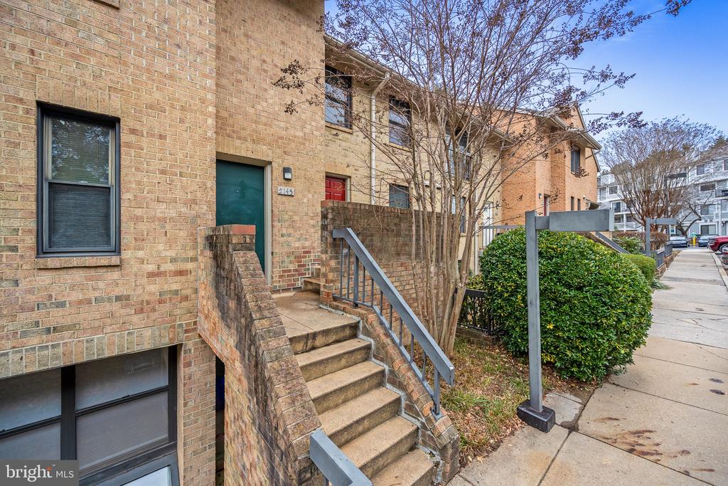 5143 DUDLEY LANE Unit: 45