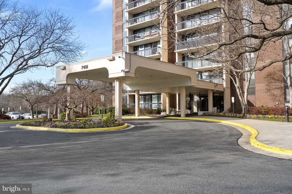 7401 WESTLAKE TERRACE Unit: 409