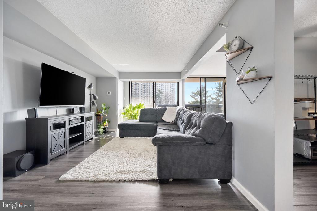 7401 WESTLAKE TERRACE Unit: 409