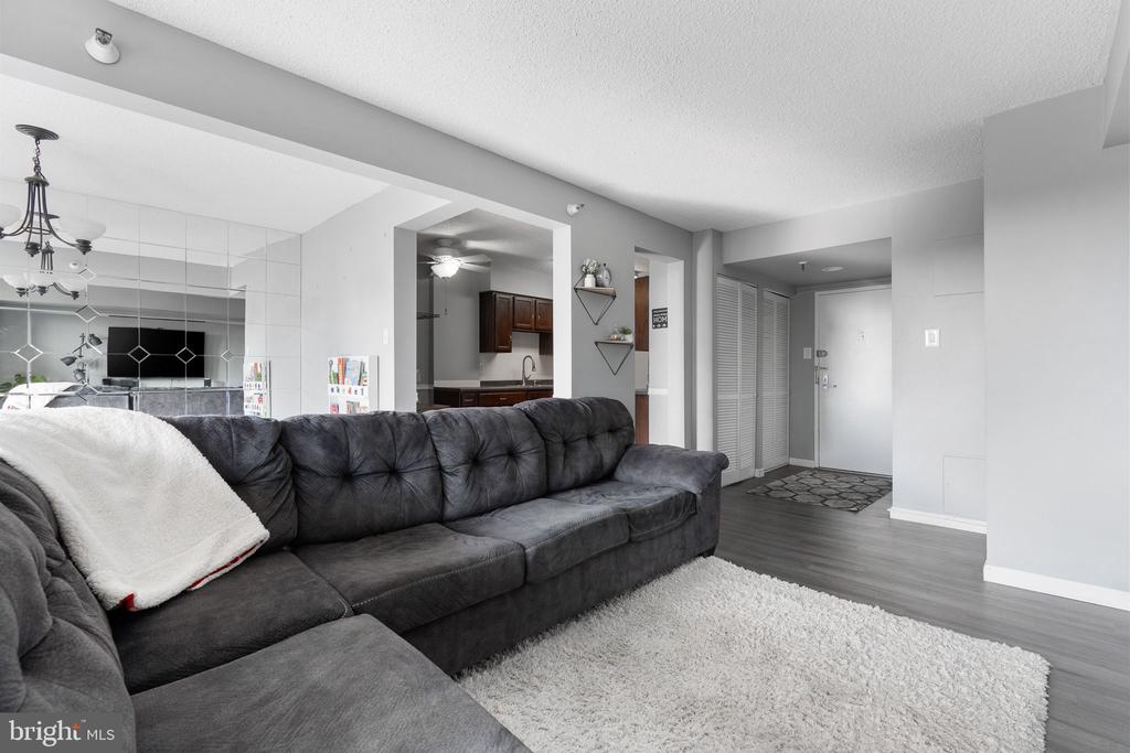 7401 WESTLAKE TERRACE Unit: 409