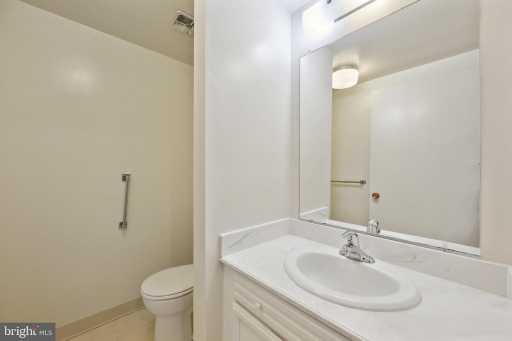 3366 CHISWICK COURT Unit: 54-B