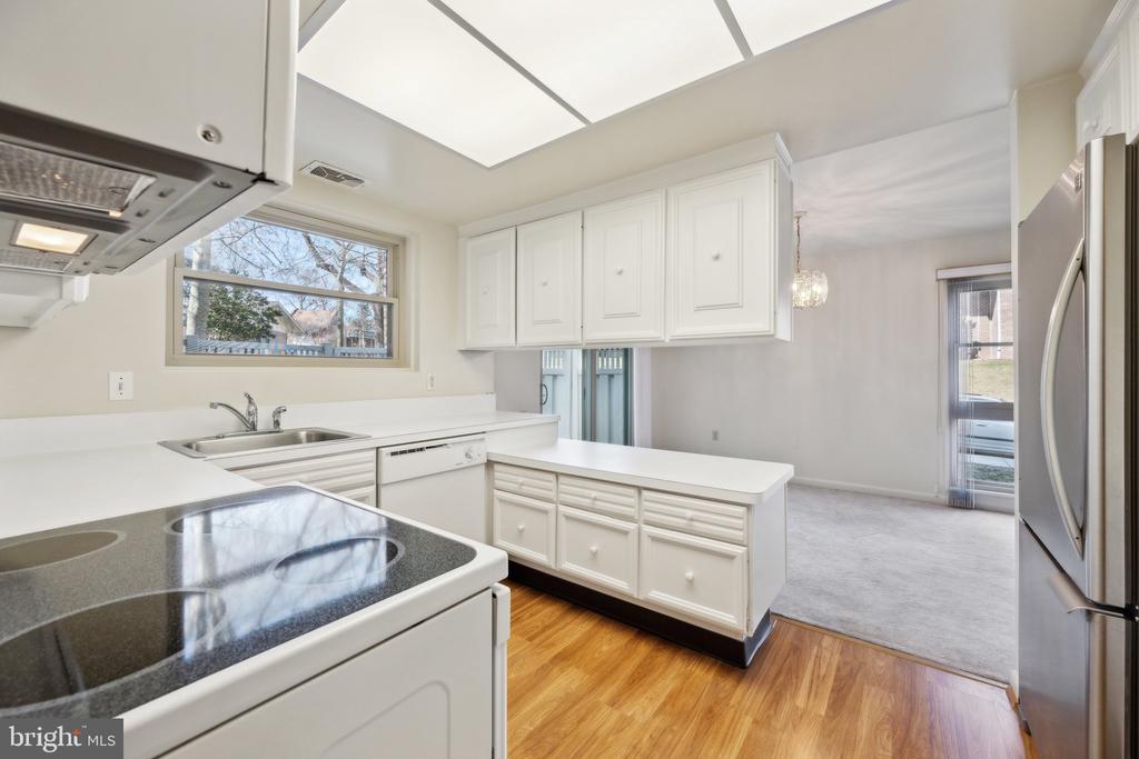 3366 CHISWICK COURT Unit: 54-B