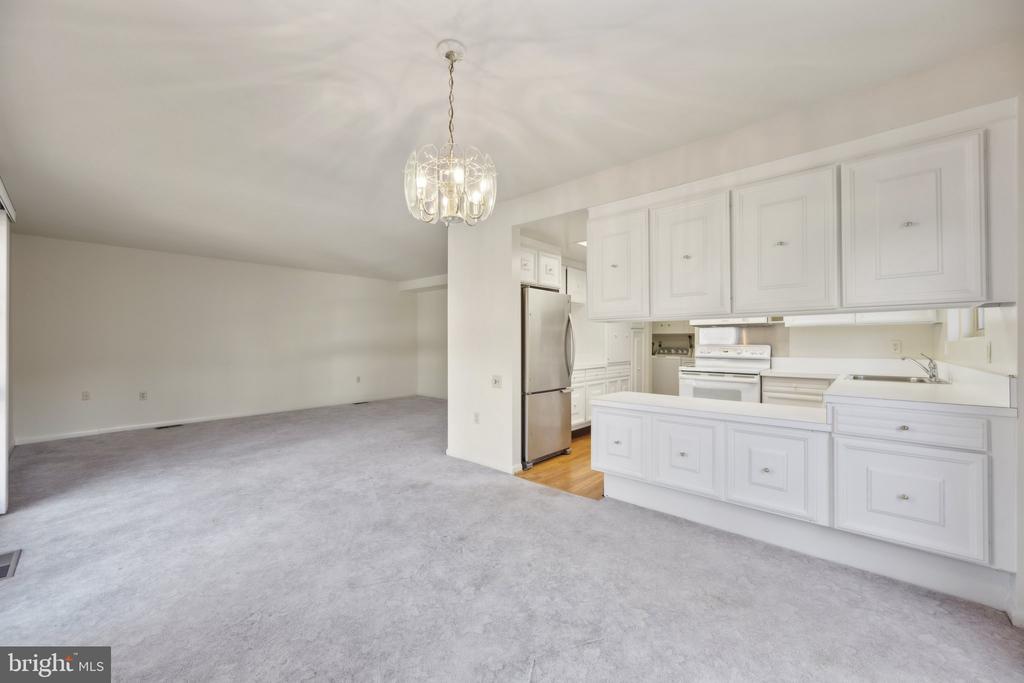 3366 CHISWICK COURT Unit: 54-B