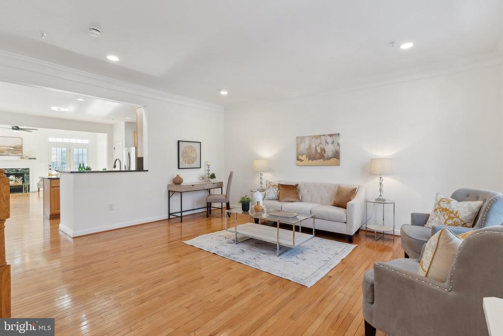 12422 FALCONBRIDGE DRIVE