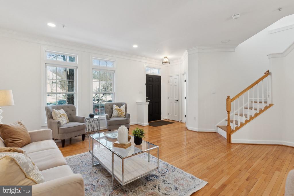 12422 FALCONBRIDGE DRIVE
