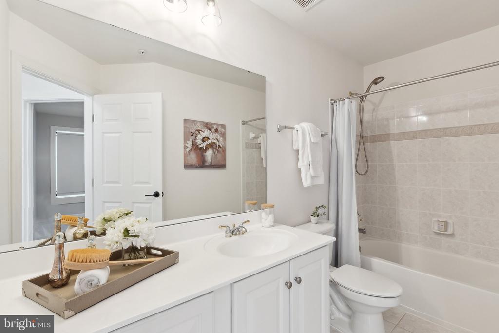 12422 FALCONBRIDGE DRIVE