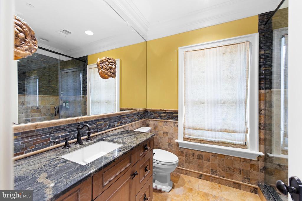 8609 COUNTRY CLUB DRIVE
