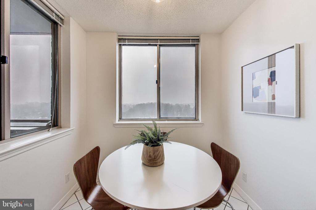 5809 NICHOLSON LANE Unit: 1205