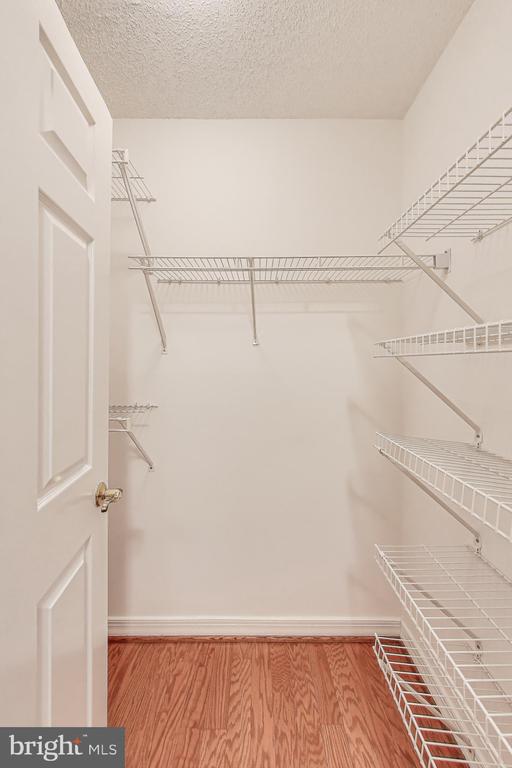 5809 NICHOLSON LANE Unit: 1205