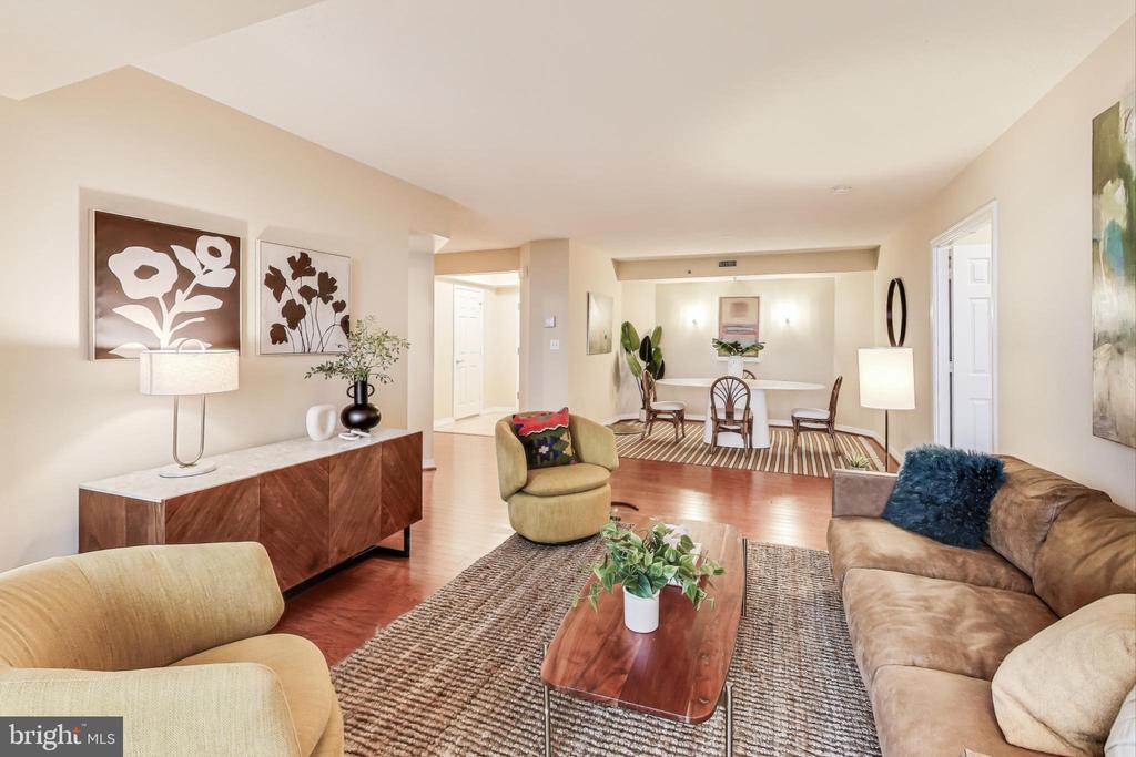 5809 NICHOLSON LANE Unit: 1205