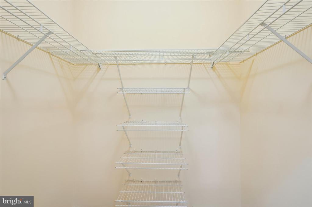 3210 N LEISURE WORLD BOULEVARD Unit: 202