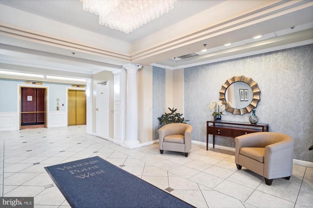 3210 N LEISURE WORLD BOULEVARD Unit: 202