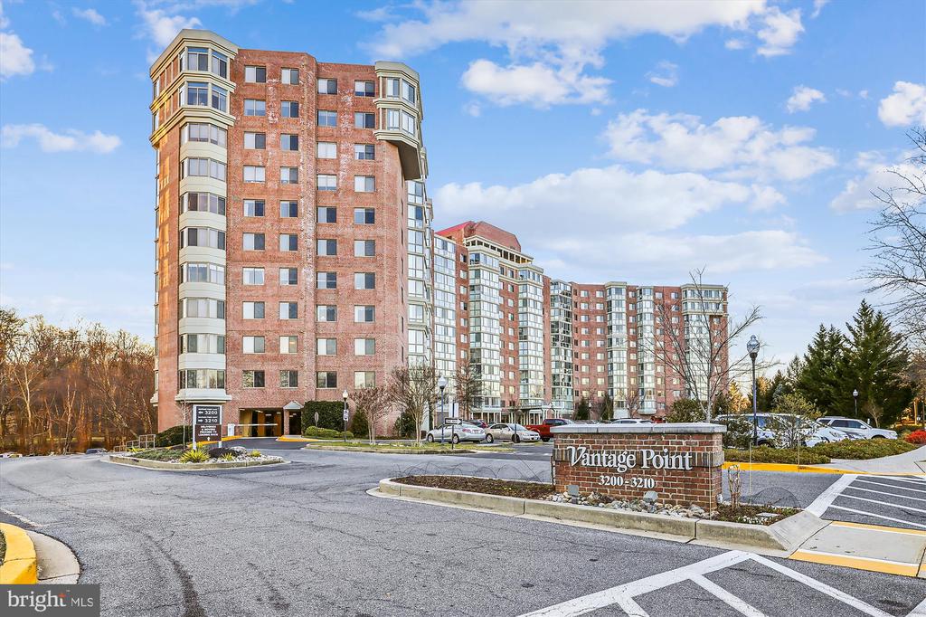 3210 N LEISURE WORLD BOULEVARD Unit: 202