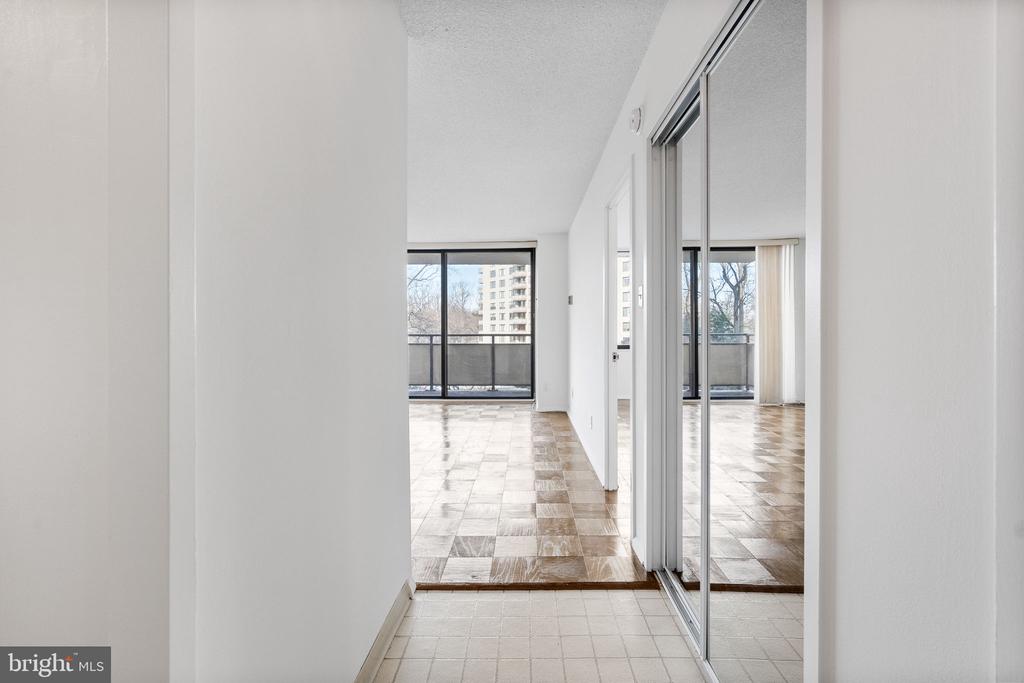 5225 POOKS HILL ROAD Unit: 502S