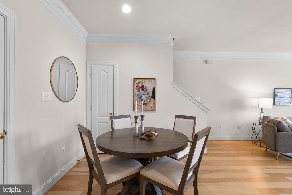 664 ORCHARD RIDGE DRIVE Unit: 100