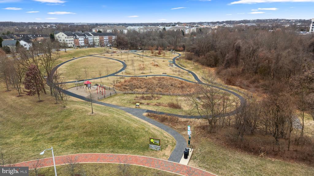 664 ORCHARD RIDGE DRIVE Unit: 100