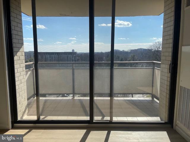 5225 POOKS HILL ROAD Unit: 1104S